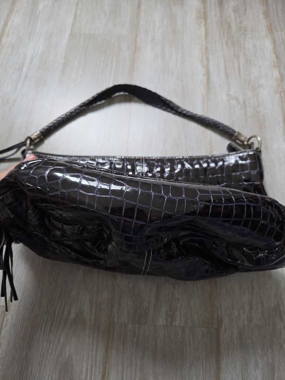 Brighton Cher Black Patent Croc Embossed Large Shoulder Bag Tassel Purse GUC - Picture 6 of 12